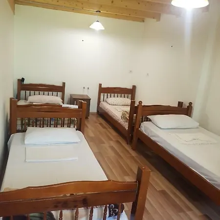 Bed & Breakfast Krojet E Rrogamit *